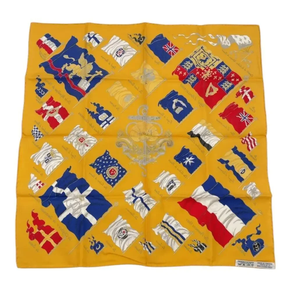 Hermes Carré 45cm 16” Square PAVOIS Silk Scarf Yellow x Multicolor W/Box - Picture 3 of 16